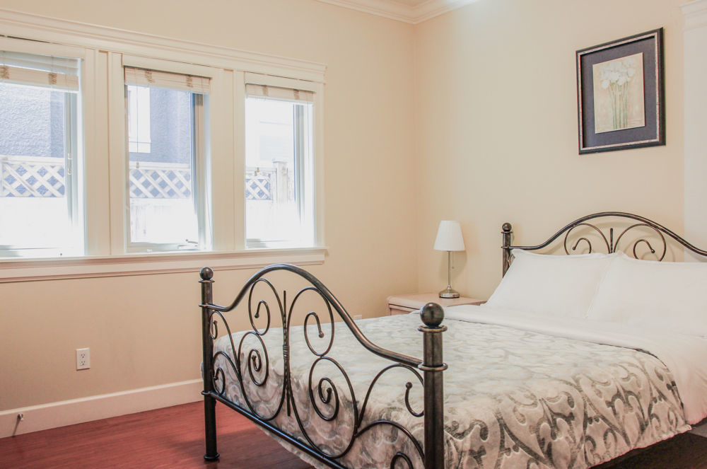 버나비 Imperial House B&B 외부 사진
